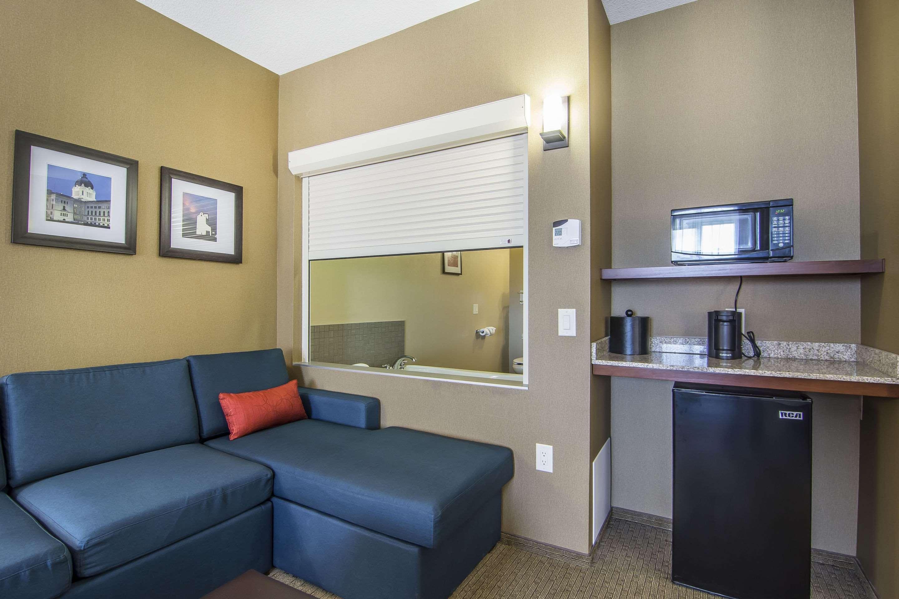Comfort Suites Regina Kültér fotó