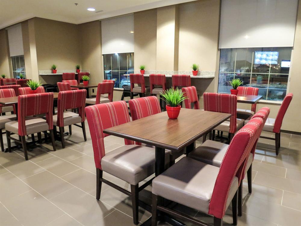 Comfort Suites Regina Kültér fotó